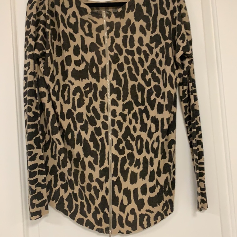 Sweater - Picture 3 of 3
